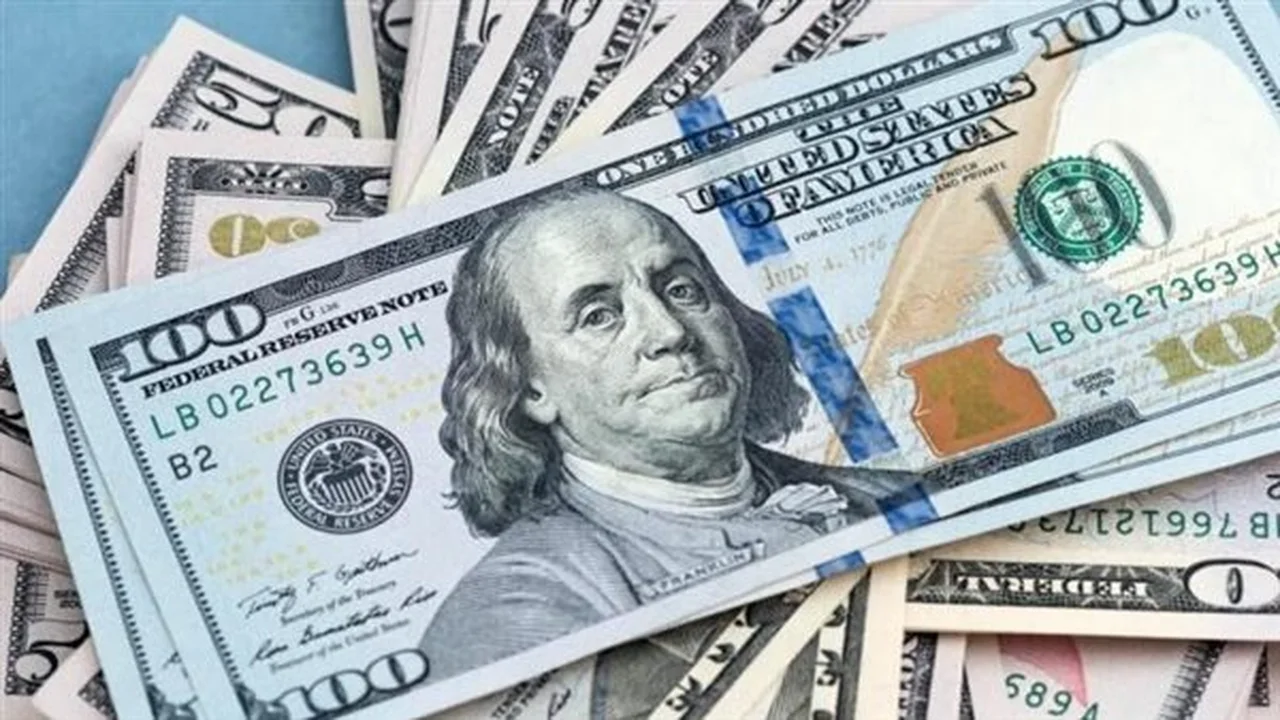 تطورات سعر الدولار مقابل الجنيه المصري في تعاملات السبت 14 مارس 2026